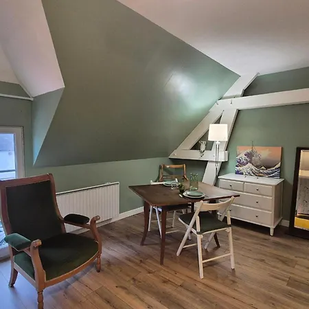 Cozy Couple Retreat In Normandy Apartmán